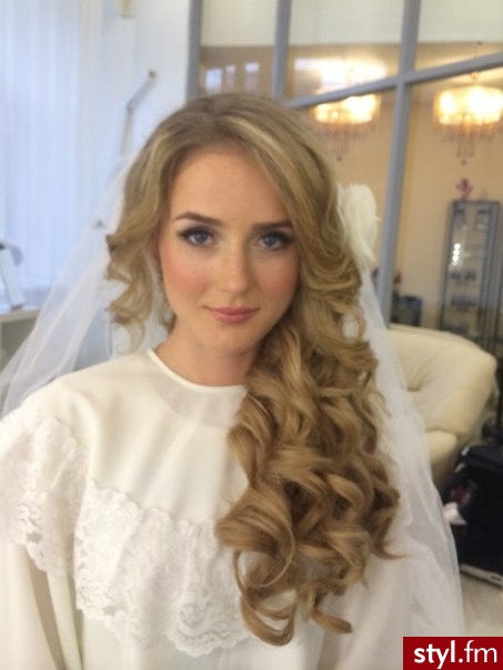Blond Rozpuszczone Kręcone Ślubne Długie Fryzury
