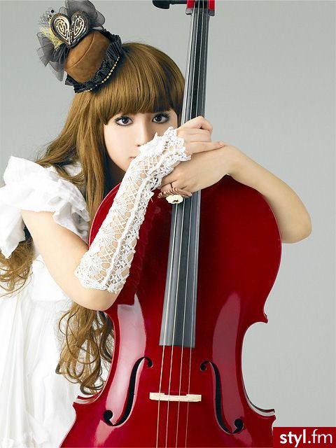 Kanon Wakeshima. Kanon Wakeshima - Misz-masz
