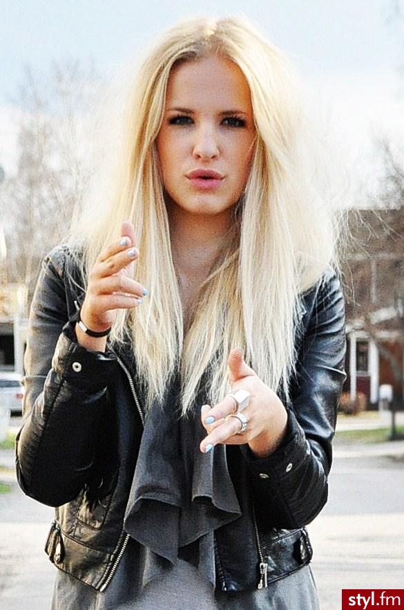 Blond Rozpuszczone Proste Na co dzień Długie Fryzury