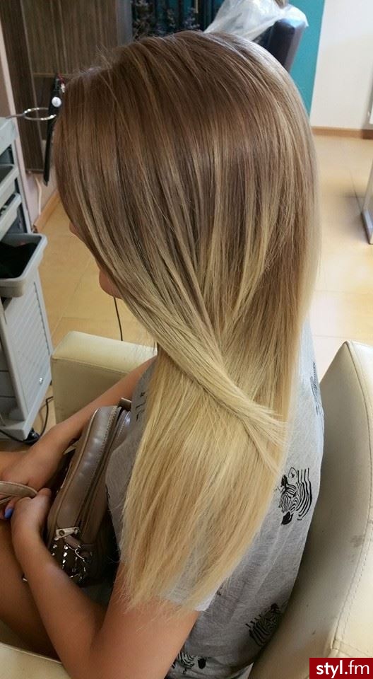 Blond Rozpuszczone Proste Na co dzień Długie Fryzury