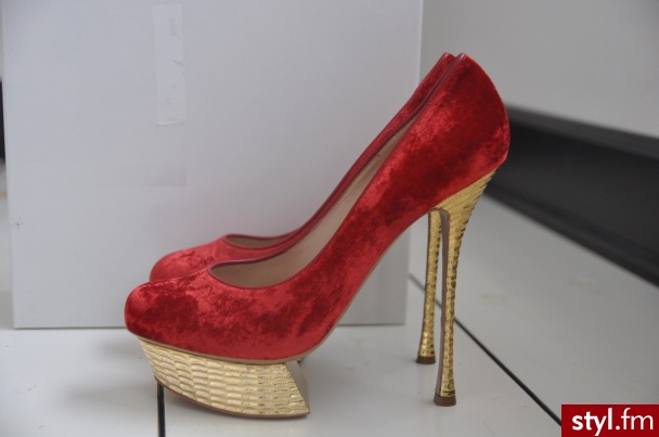 Szpilki Buty Moda