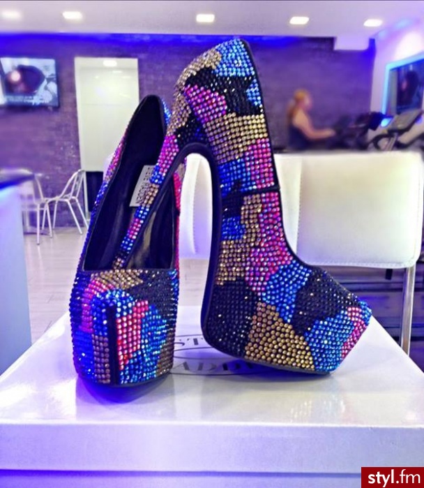 Szpilki Buty Moda