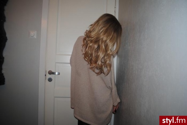 Blond Rozpuszczone Kręcone Na co dzień Średnie Fryzury