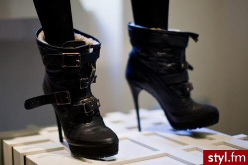 Pozostałe Buty Moda