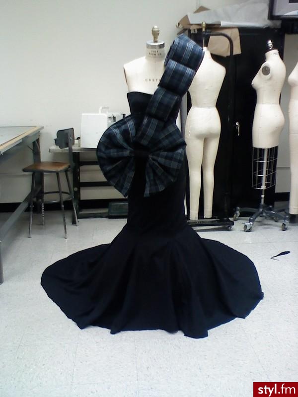 Sukienki Moda