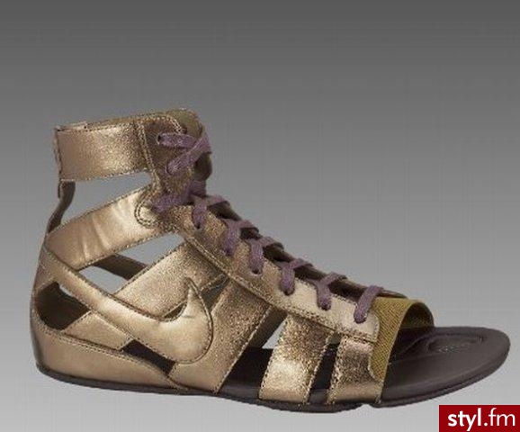 butki - Pozostałe Buty Moda