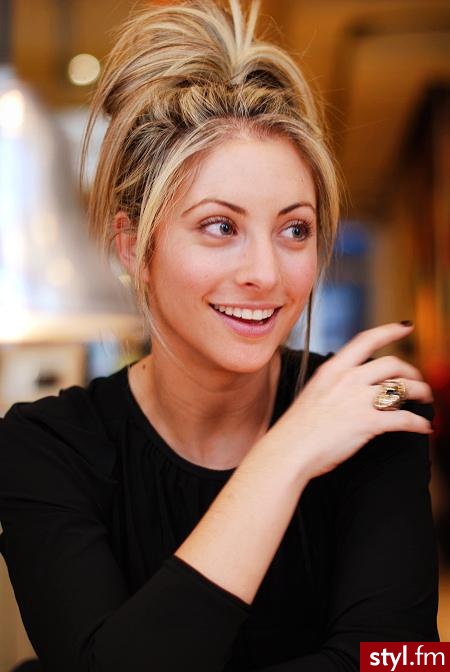 Średnie Fryzury