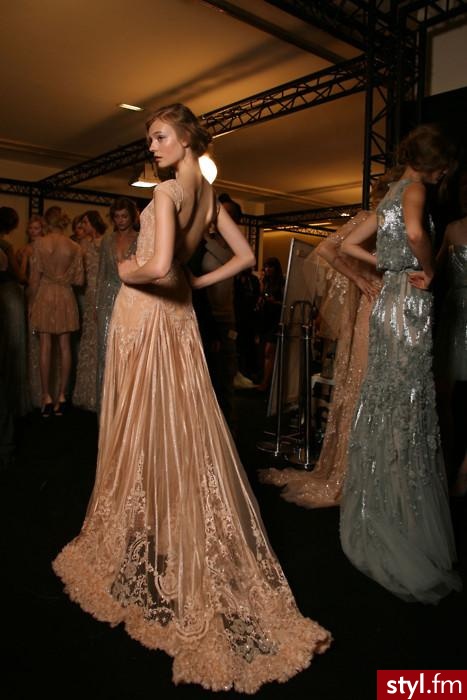 Sukienki Moda