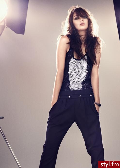 Mango: top 139zł, spodnie 259zł - Pozostałe Ciuchy Moda