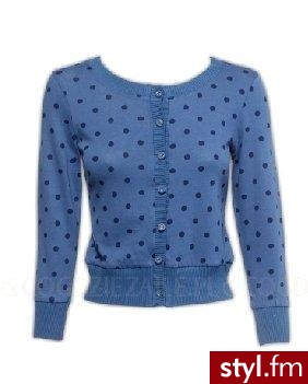 Sweter - Stradivarius. Rozpinany, wiosenny sweterek z nowej kolekcji Stradivarius. Niebieski, w uroczy wzorek typu groszki. O krótkim fasonie. Włóż go do wąskich, szarych jeansów i krótkich, zamszowych kozaków z marszczonymi cholewkami. - Pozostałe Ciuchy Moda