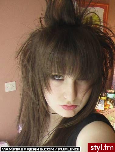 EMO Alternatywne Średnie Fryzury