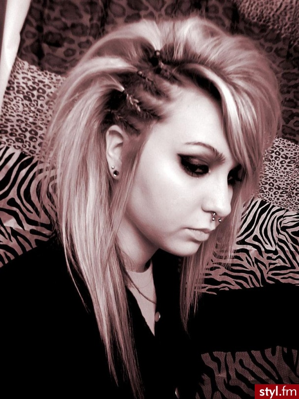 Blond EMO Alternatywne Średnie Fryzury