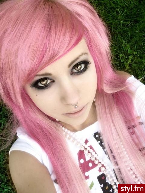 EMO Alternatywne Średnie Fryzury