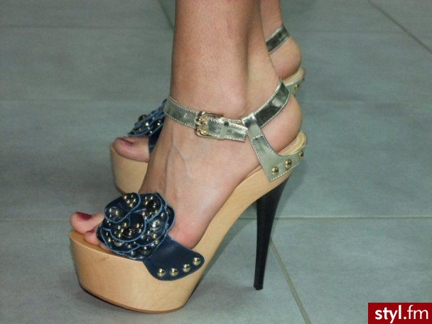 Pozostałe Buty Moda