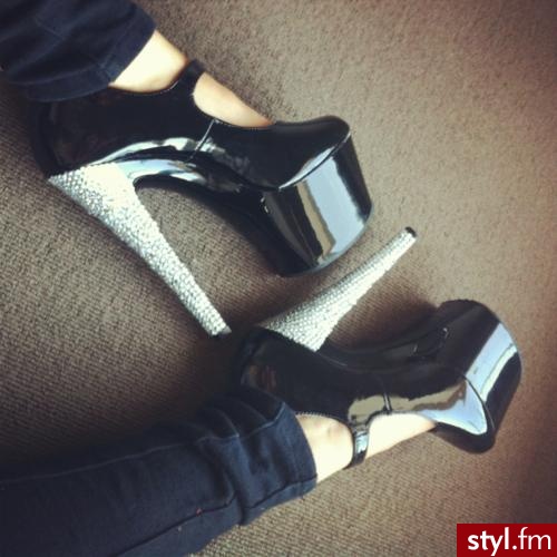 Szpilki Buty Moda