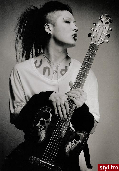miyavi - Punk Rock Alternatywne Średnie Fryzury
