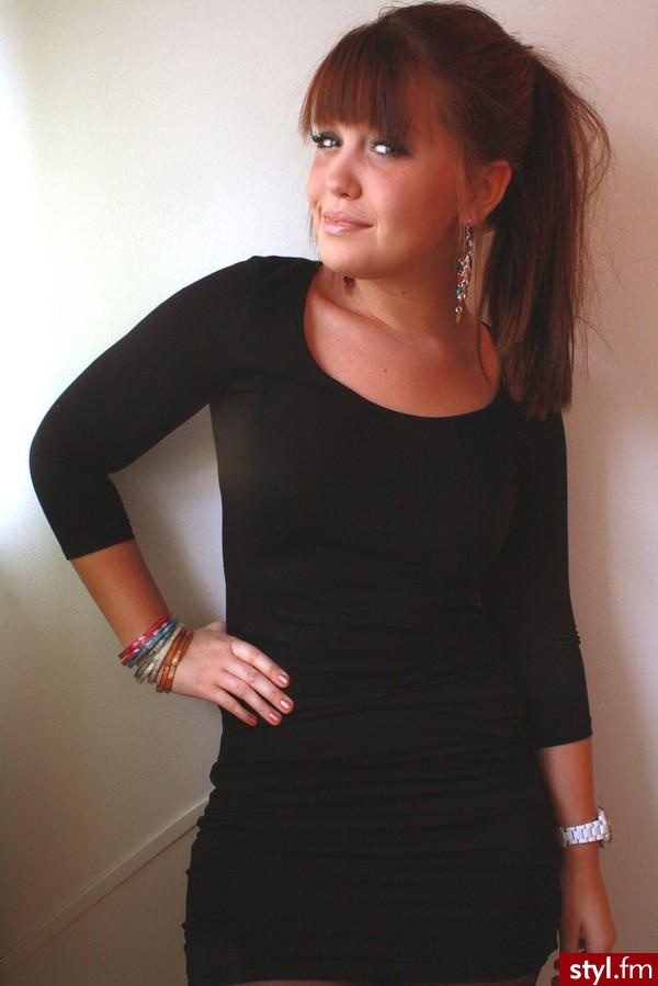 Średnie Fryzury