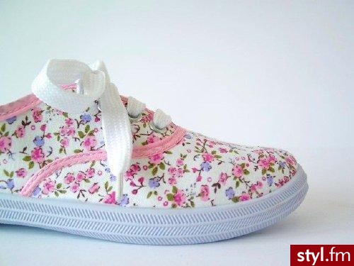 Pozostałe Buty Moda