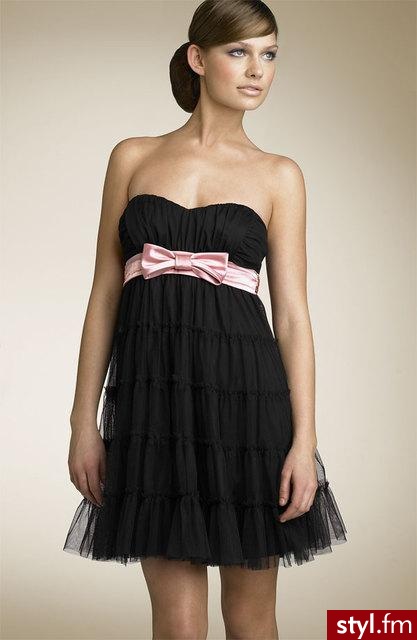 Śliczna sukienka w stylu babydoll. Cena: $72.00 - Pozostałe Ciuchy Moda