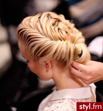 Wieczorowe Długie Fryzury