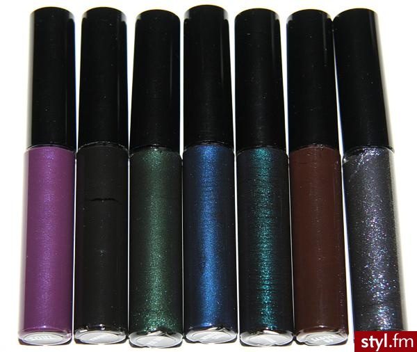 eyelinery. Indelible 3 in 1 Liquid Eyeliner - Makijaże