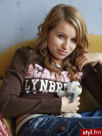 Hmm to ja ;D ;))) - Kręcone Na co dzień Średnie Fryzury