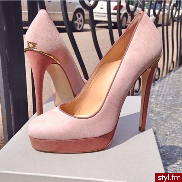 Szpilki Buty Moda