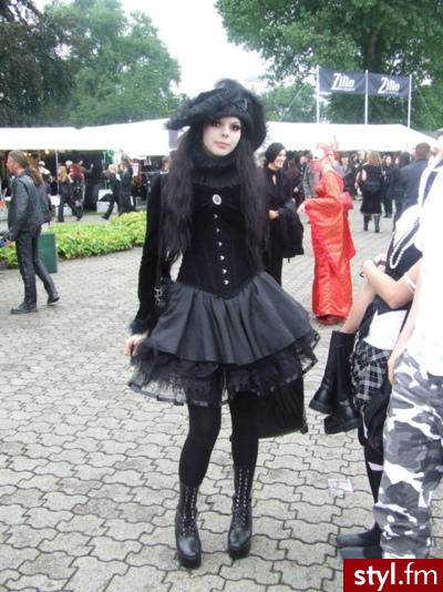 Sukienki Moda