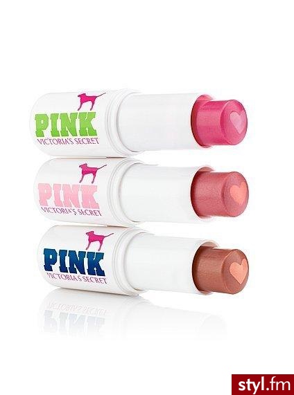 Błyszczyki od Victoria's Secret, dostępne na Allegro. :) / zauważyłam, że ktoś z nudów polubił dawać mi same oceny jeden. jeśli masz jaja, to napisałbyś chociaż, dlaczego ;) - Misz-masz
