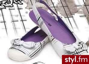 Cropp - Pozostałe Buty Moda