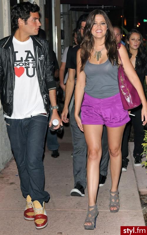 Khloe Kardashian boska<3 - Moda uliczna Inne Moda