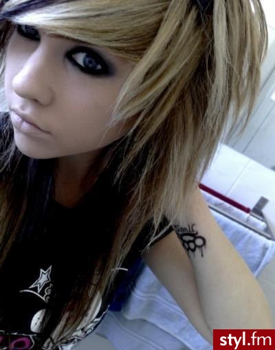 EMO Alternatywne Średnie Fryzury
