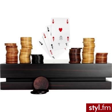 luskusowy zestaw do pokera jego cena wynosi!
$5 210, czyli około 
 17 400 zł - Misz-masz
