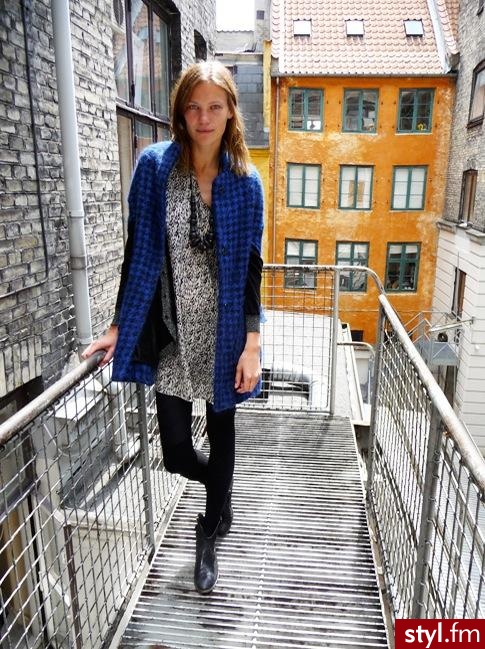 Jeżeli zdjęcie znajduje się już w galerii poproszę o link - Moda uliczna Inne Moda