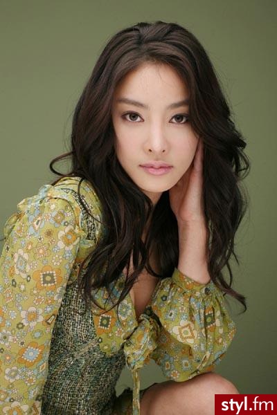 Jang Ja-Yeon - Długie Fryzury