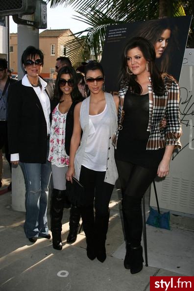 Kris & Kourtney & Kim & Khloe Kardashians - Moda uliczna Inne Moda