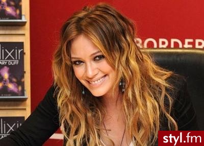 Blond Rozpuszczone Kręcone Na co dzień Długie Fryzury