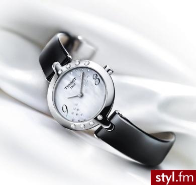 Tissot Flamingo Diamonds. Tissot Flamingo Diamonds. Tissot Flamingo Diamonds to perfekcyjny szwajcarski mechanizm
kwarcowy w biżuteryjnej oprawie.Zegarek zdobi aż 28 brylantów Wesselton. Cena: 1 180 zł
Kupisz w autoryzowanych salonach
Tissot. - Pozostałe Dodatki Moda
