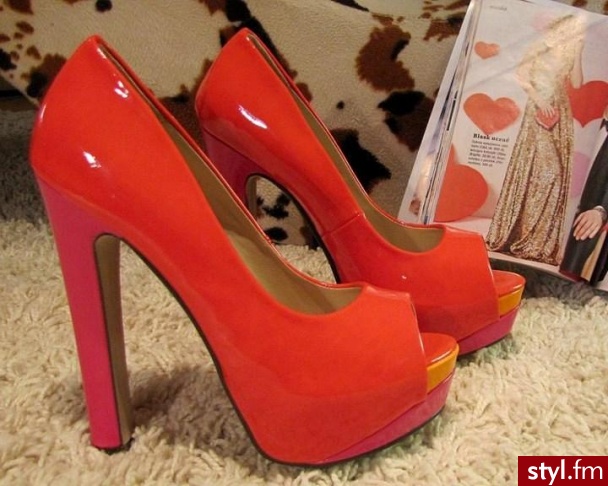 Szpilki Buty Moda