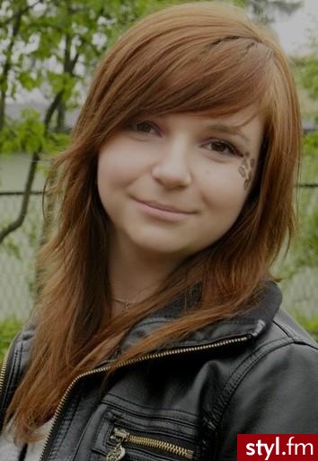 Średnie Fryzury