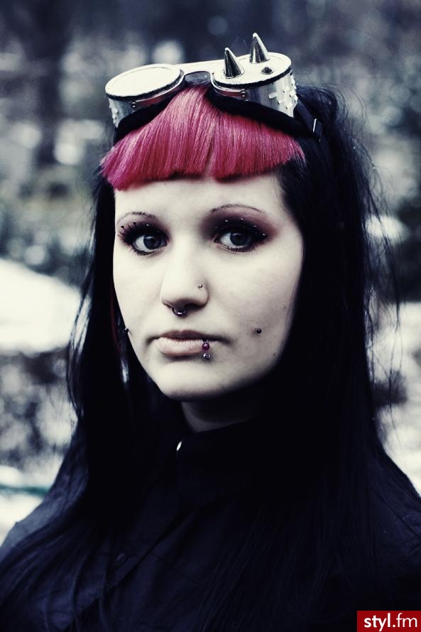 Średnie Fryzury