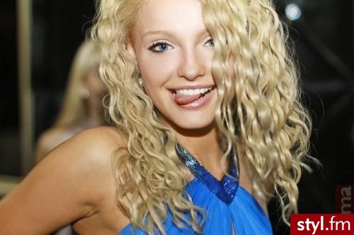 Średnie Fryzury