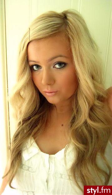 Blond Rozpuszczone Kręcone Na co dzień Długie Fryzury