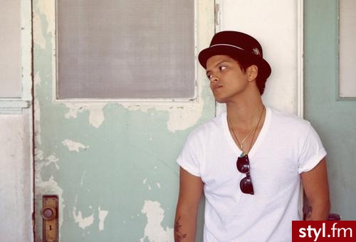 bruno mars ♥. - Moda uliczna Inne Moda