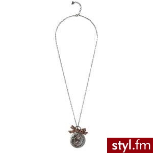 Watch pendant necklace - Antique gold - Promod - Polyvore. Pobrano ze strony: http://www.polyvore.com/cgi/thing?id=24737673 - Pozostałe Dodatki Moda