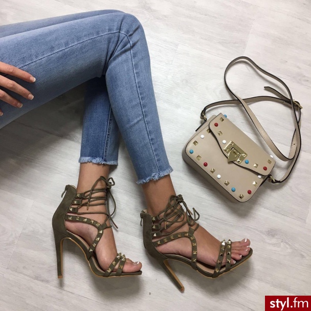 Szpilki Buty Moda