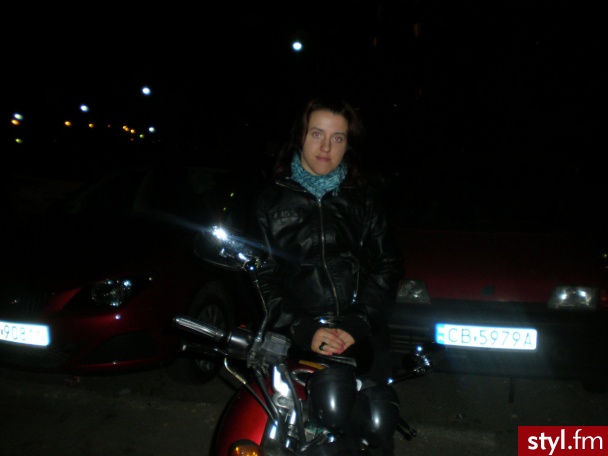 ciemna... - Moda uliczna Inne Moda