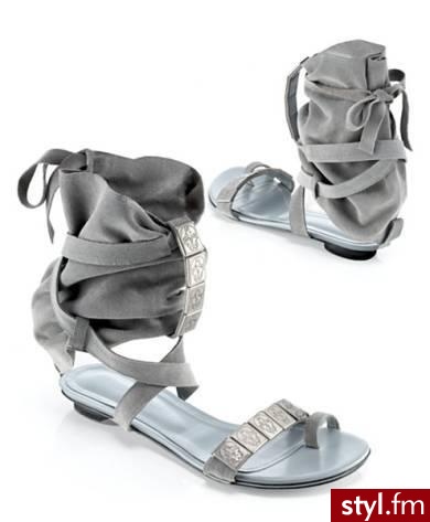 buty. Thomas Wylde
Jeżeli już jest proszę o link - Pozostałe Buty Moda