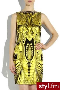 sukienka. €3,295  Alexander McQueen  
Jeżeli już jest proszę o link - Pozostałe Ciuchy Moda