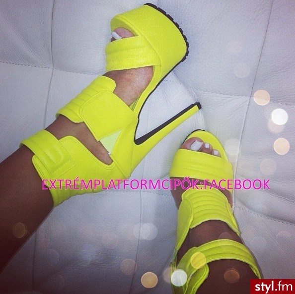 Szpilki Buty Moda